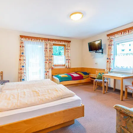 Pensjonat Gaestehaus Golker 2*