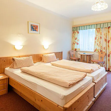 Gæstehus Gaestehaus Golker 2*